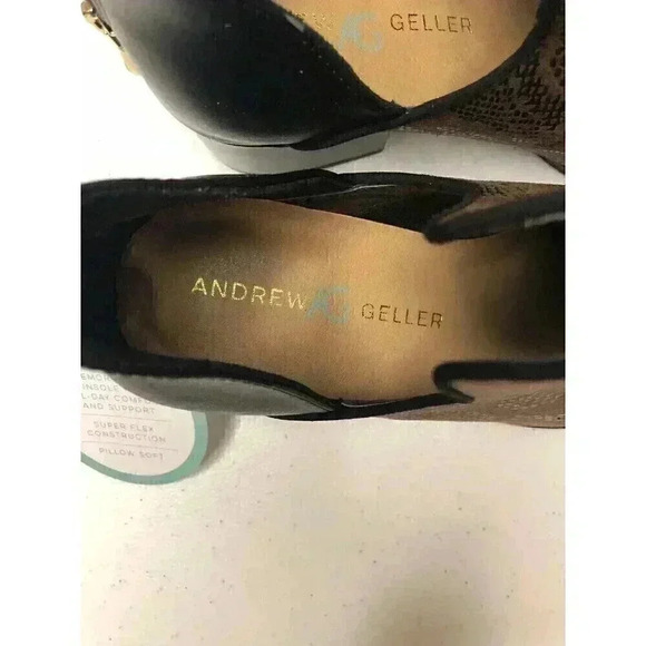 Andrew Geller Womens 7M Black And Tan Snake Print Booties Back Zip NWOB - Picture 4 of 6